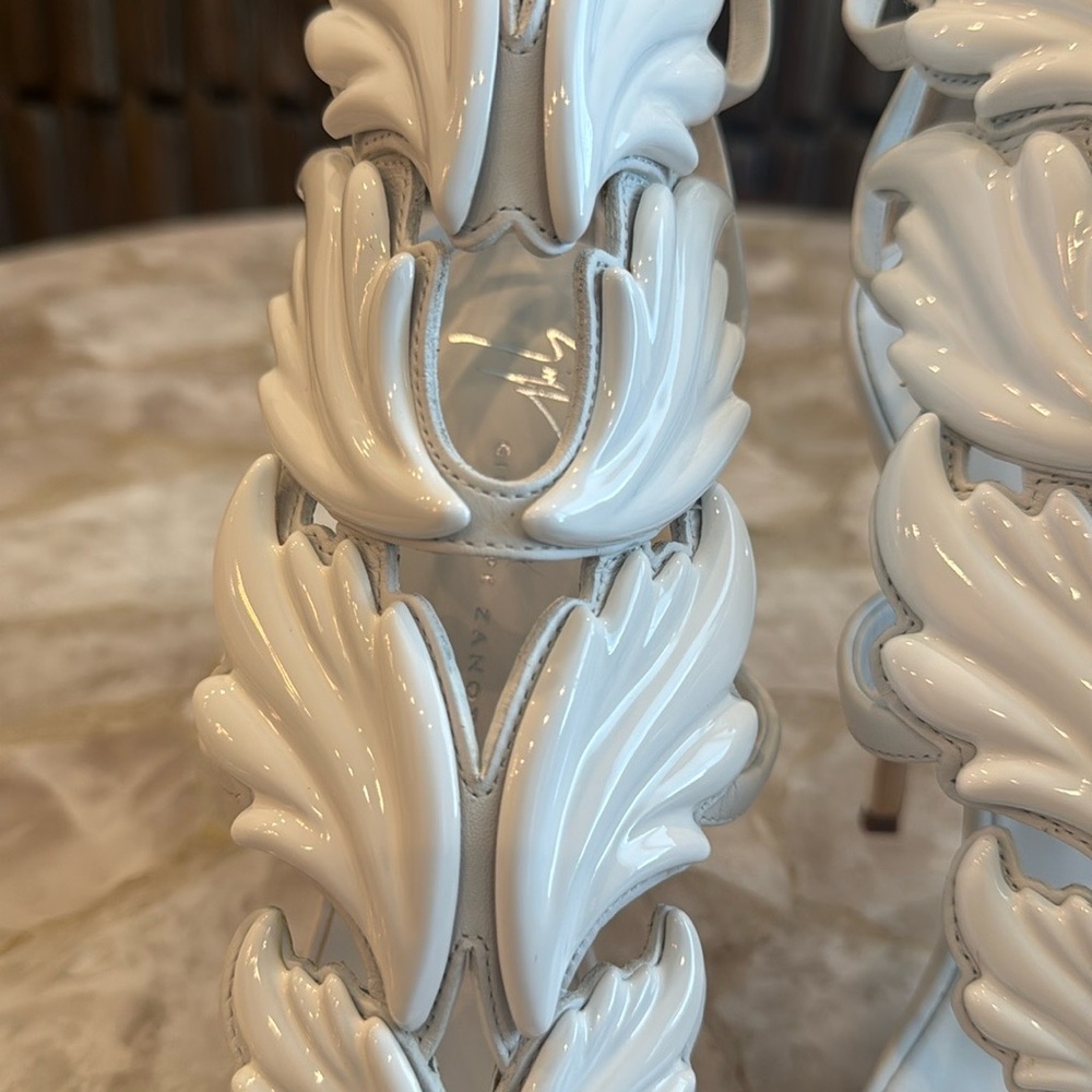 Giuseppe Zanotti "Cruel Summer" heels in white. SZ 38 - Picture 9 of 15